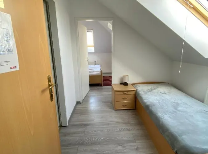 Konukevi Lizzi 3*