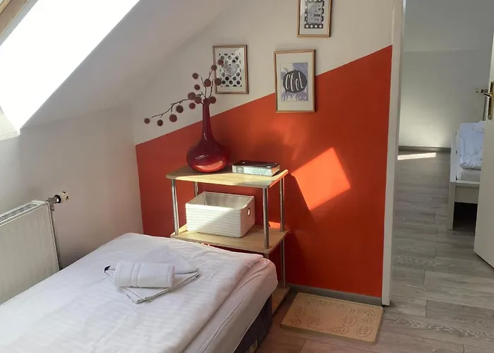 Lizzi Konukevi 3*